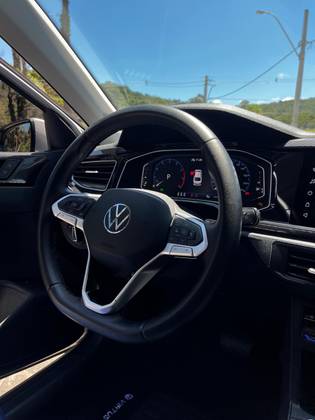 VOLKSWAGEN VIRTUS 1.0 200 TSI COMFORTLINE AUTOMÁTICO